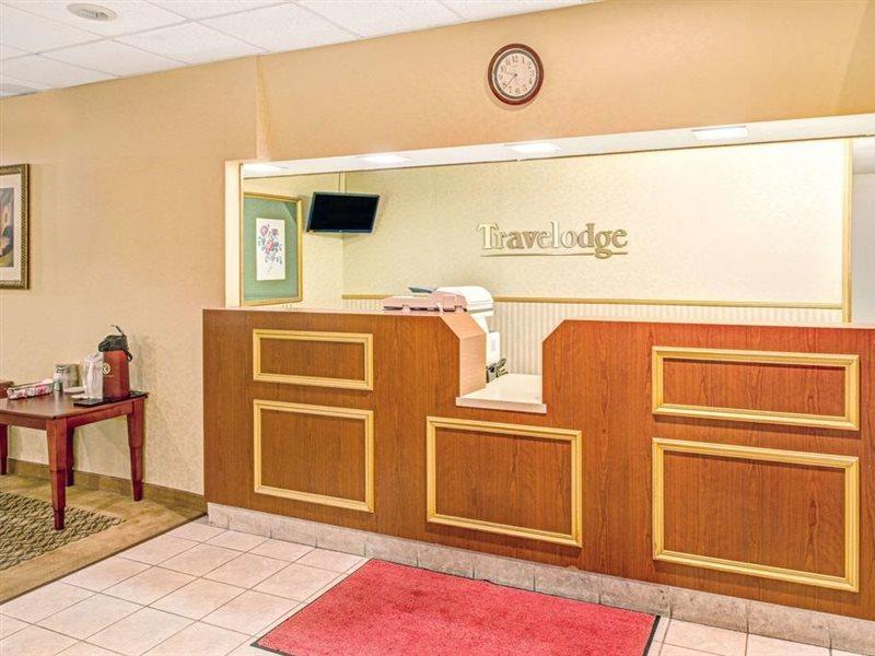 Travelodge By Wyndham Lincoln Airport I-80 Екстер'єр фото