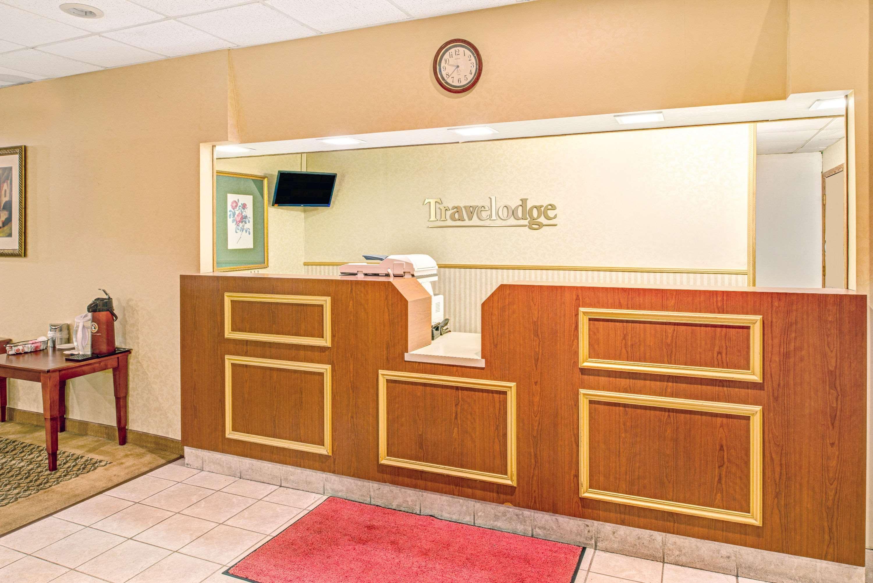 Travelodge By Wyndham Lincoln Airport I-80 Екстер'єр фото